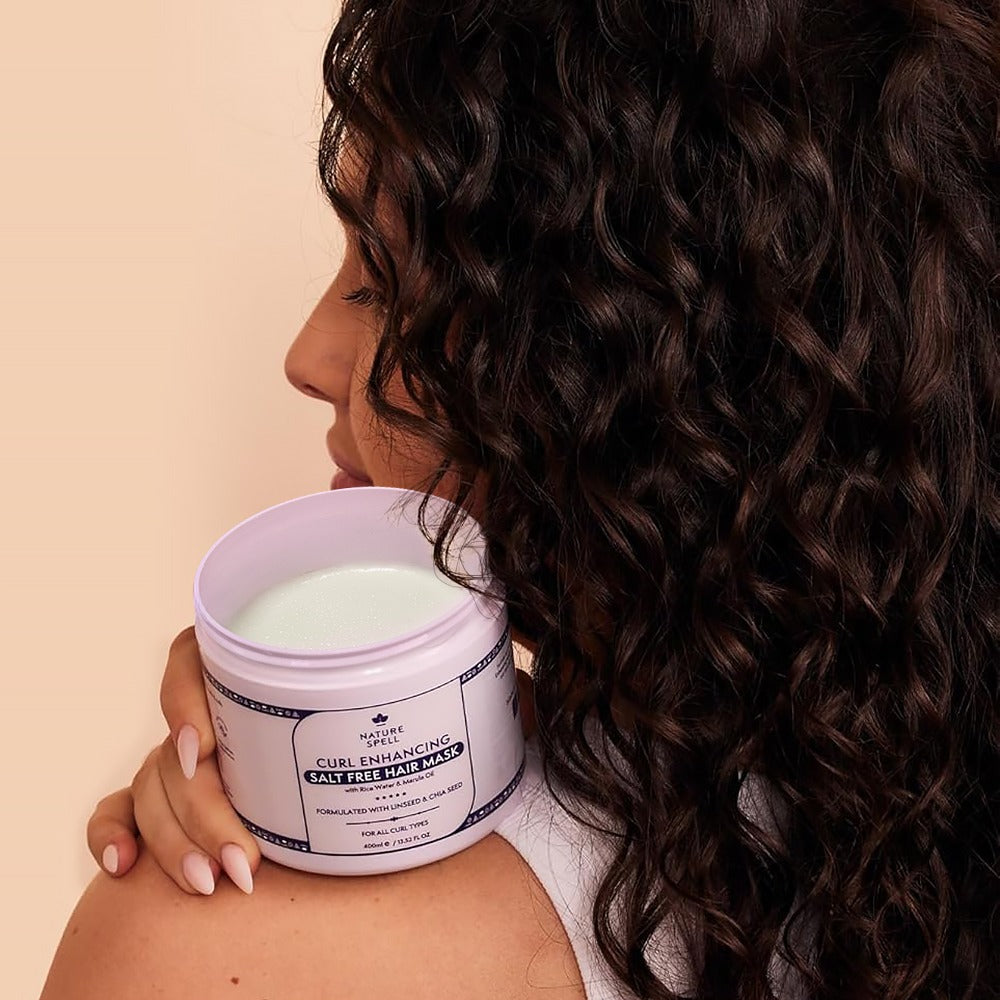 Mască cu efect de hidratare a buclelor pentru Păr Creț & Ondulat Nature Spell Curl Enhancing Salt Free Mask