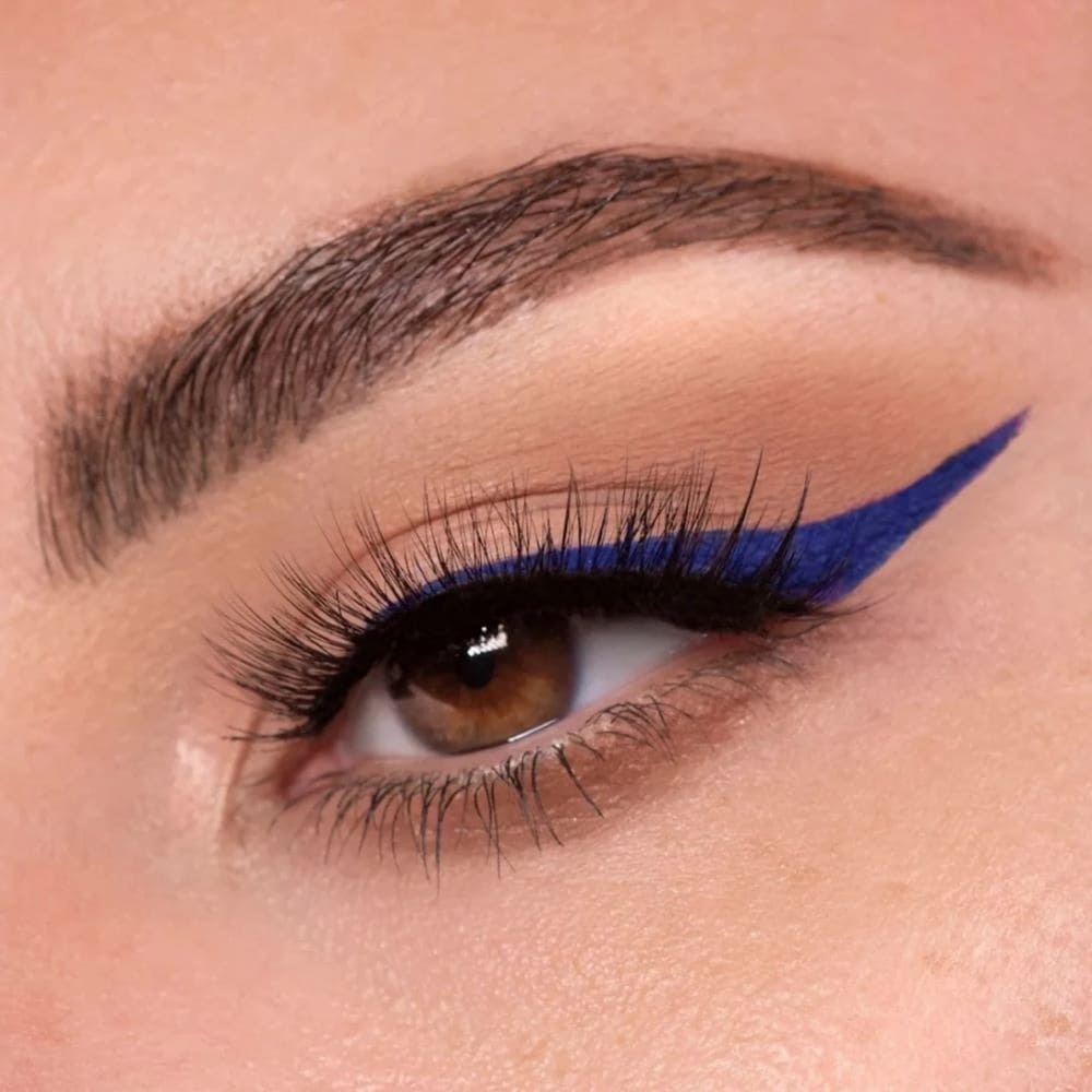 Contur Ochi theBalm Schwing! Liquid Eyeliner Blue