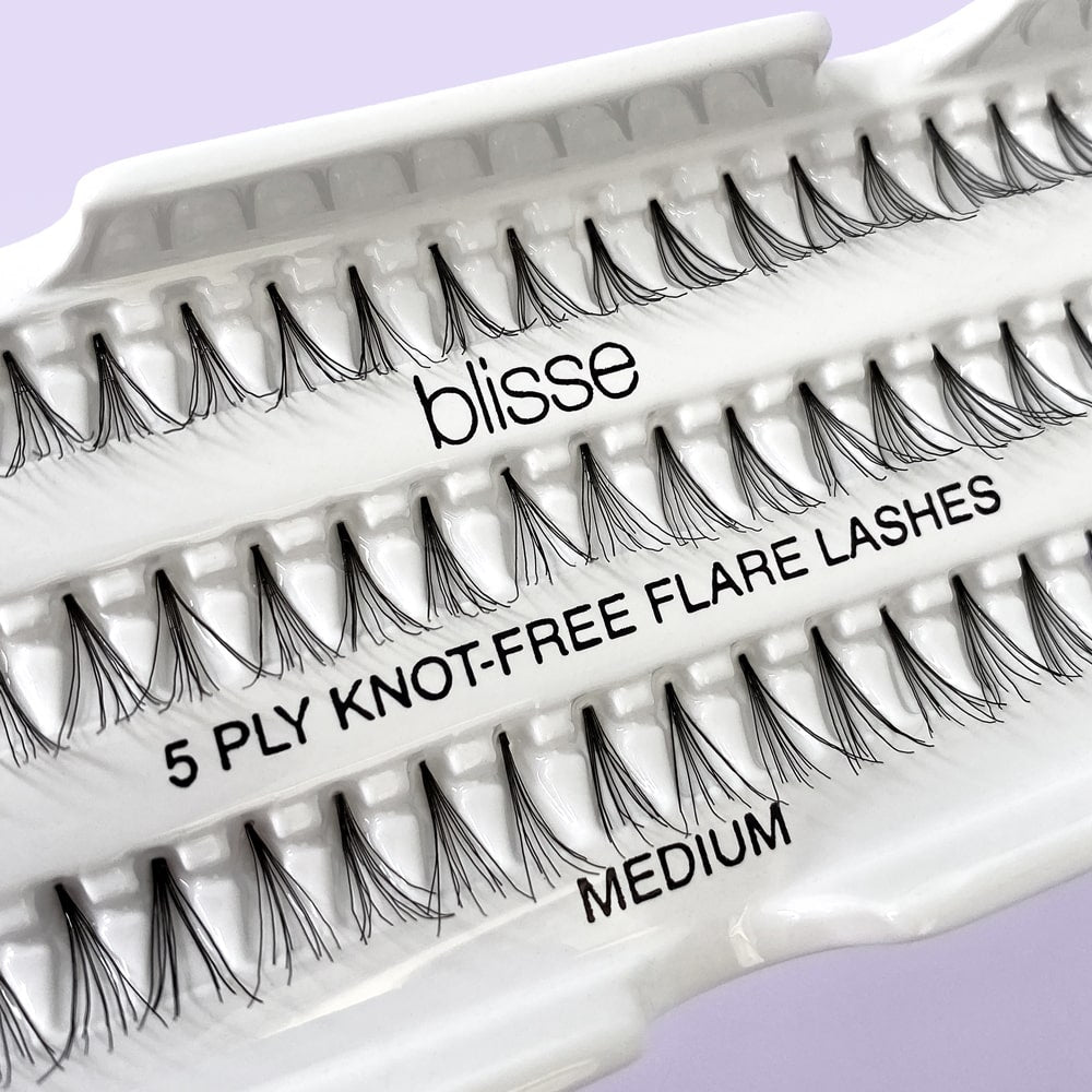 Gene False Individuale fara Nod Lungime Medie Blisse 5 PLY Knott-Free Flare Lashes
