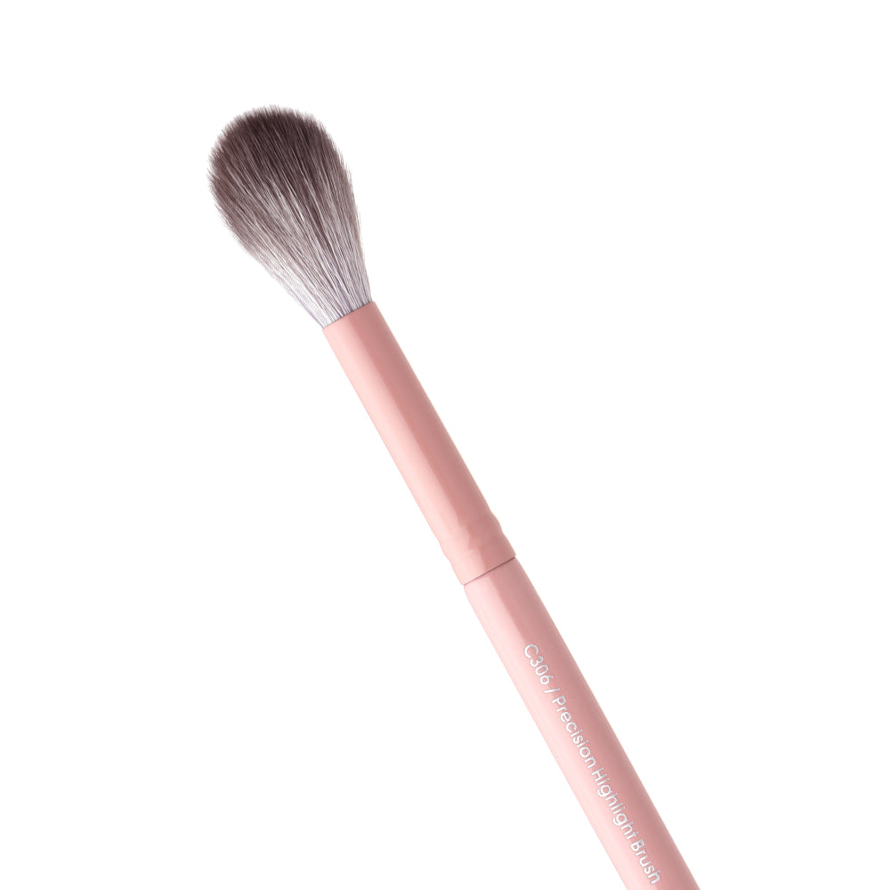 Pensula Profesionala Machiaj Boys`n Berries C306 Precision Highlight Brush