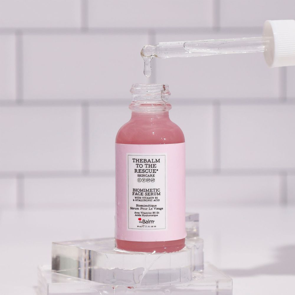 Ser Hranitor si Hidratant  theBalm To The Rescue Biomimetic Face Serum