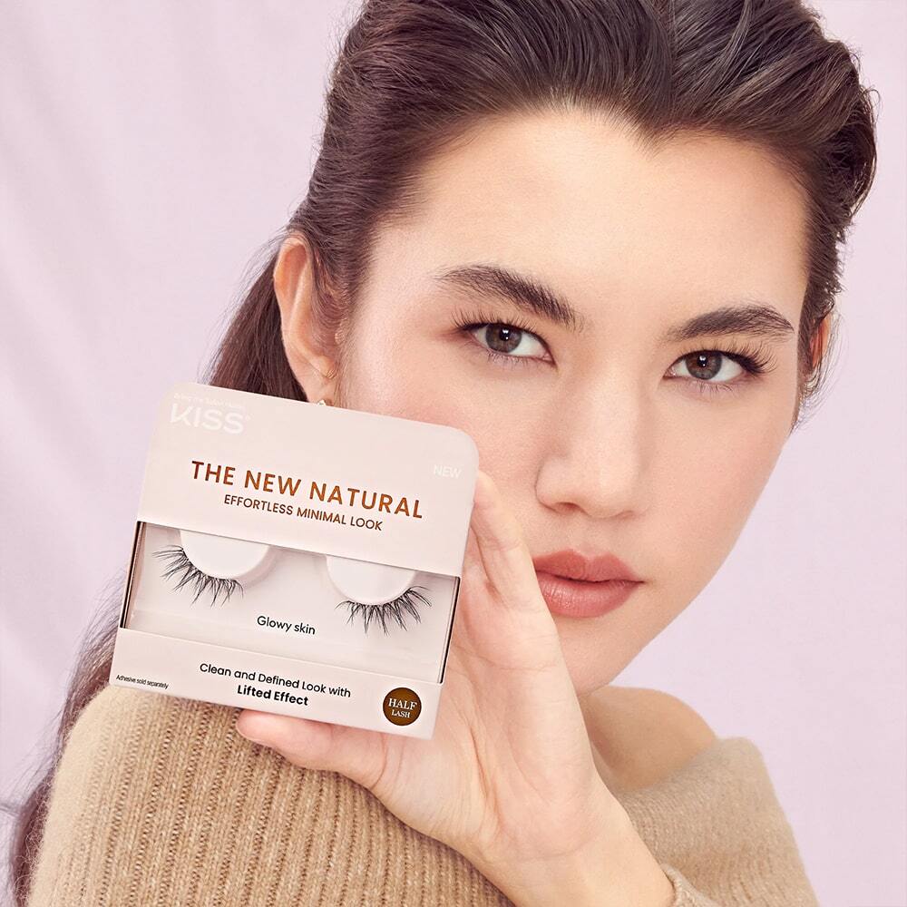 Gene False Kiss USA The New Natural Glowy Skin